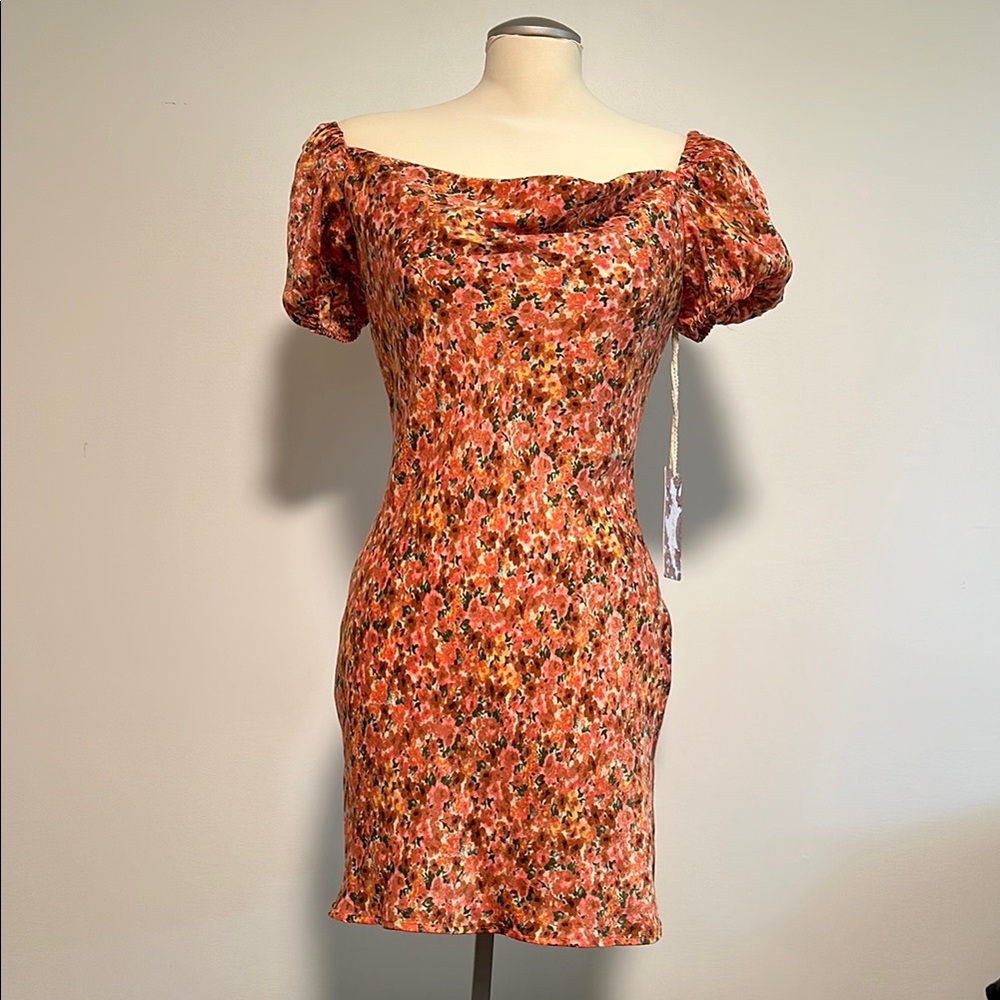 Pink Floral Scoop Neck Ruched Bodycon Mini Dress with Puff Sleeves